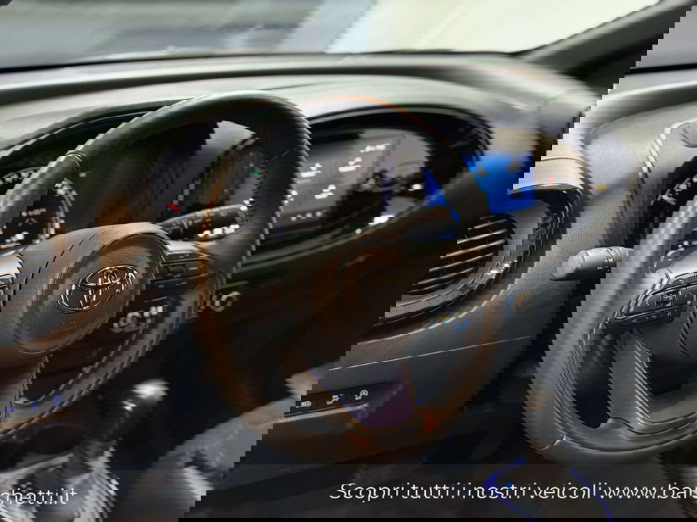 Toyota Aygo X usata a Brescia (8)