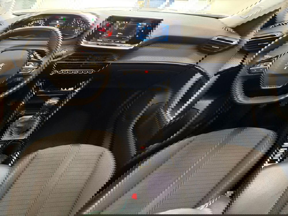 Peugeot 2008 usata a Napoli (8)