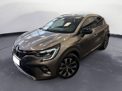 Renault Captur Full Hybrid E-Tech 145 CV Techno del 2023 usata a Meda