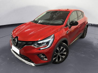 Renault Captur Full Hybrid E-Tech 145 CV Techno del 2022 usata a Meda