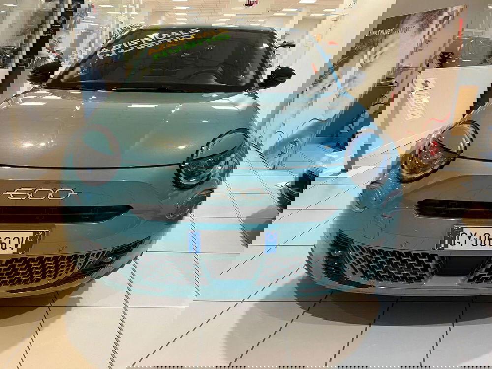 Fiat 600 usata a Milano (2)