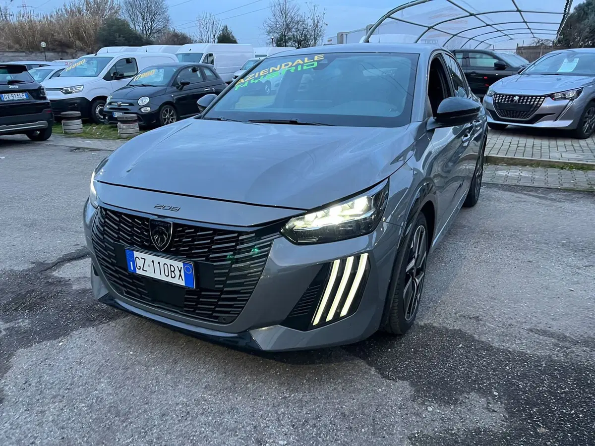 Peugeot 208 usata a Milano