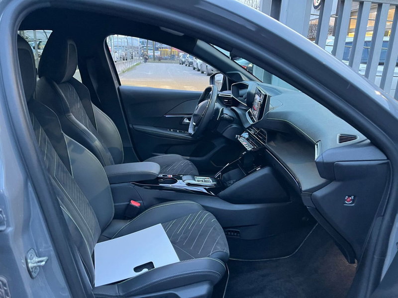 Peugeot 208 usata a Milano (15)