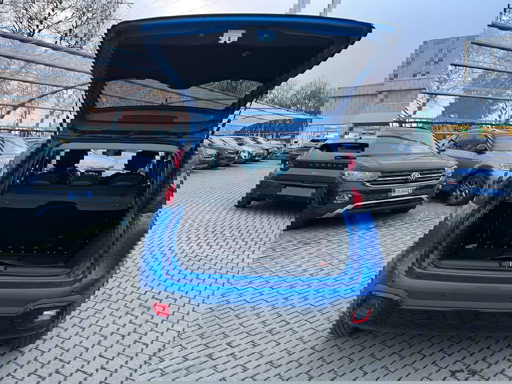 Fiat Panda Cross usata a Milano (11)