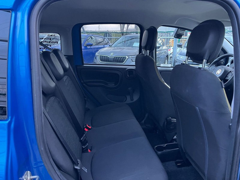 Fiat Panda Cross usata a Milano (15)