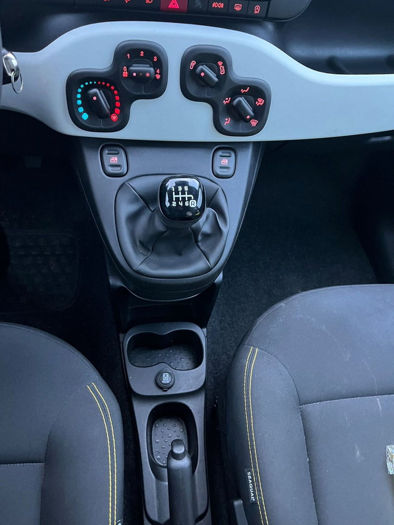 Fiat Panda Cross usata a Milano (19)