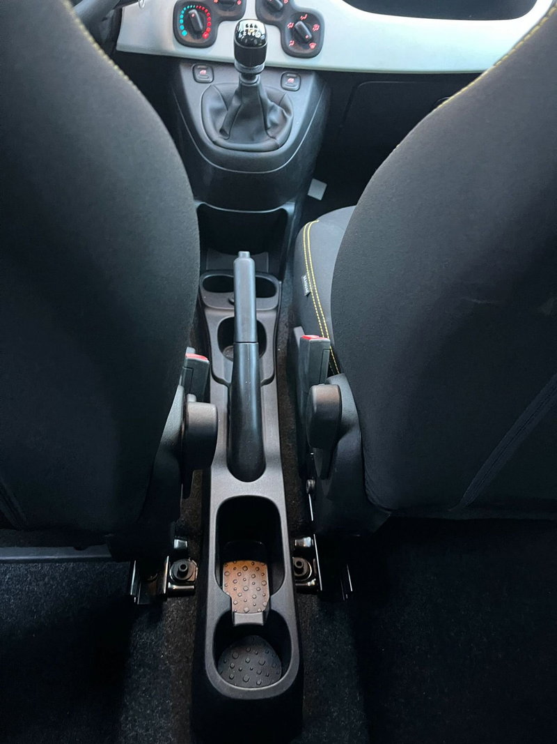 Fiat Panda Cross usata a Milano (20)