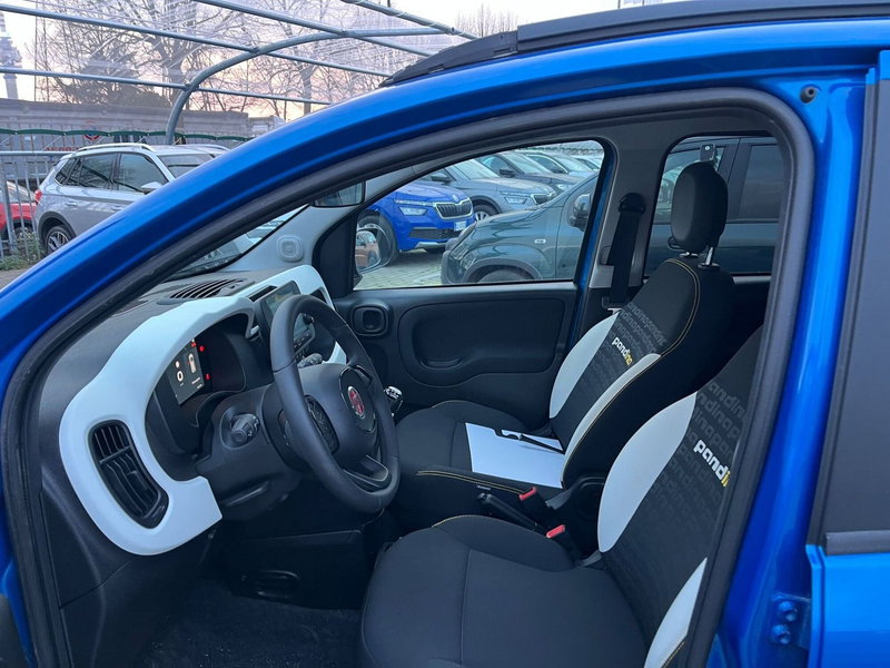 Fiat Panda Cross usata a Milano (13)