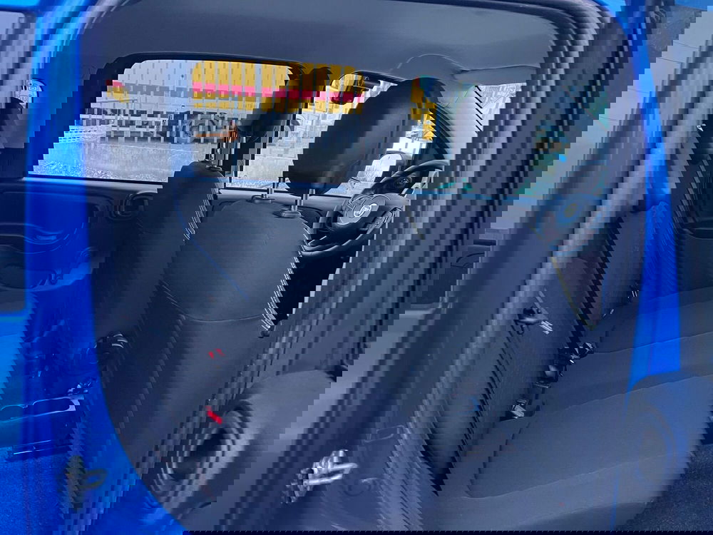 Fiat Panda Cross usata a Milano (16)