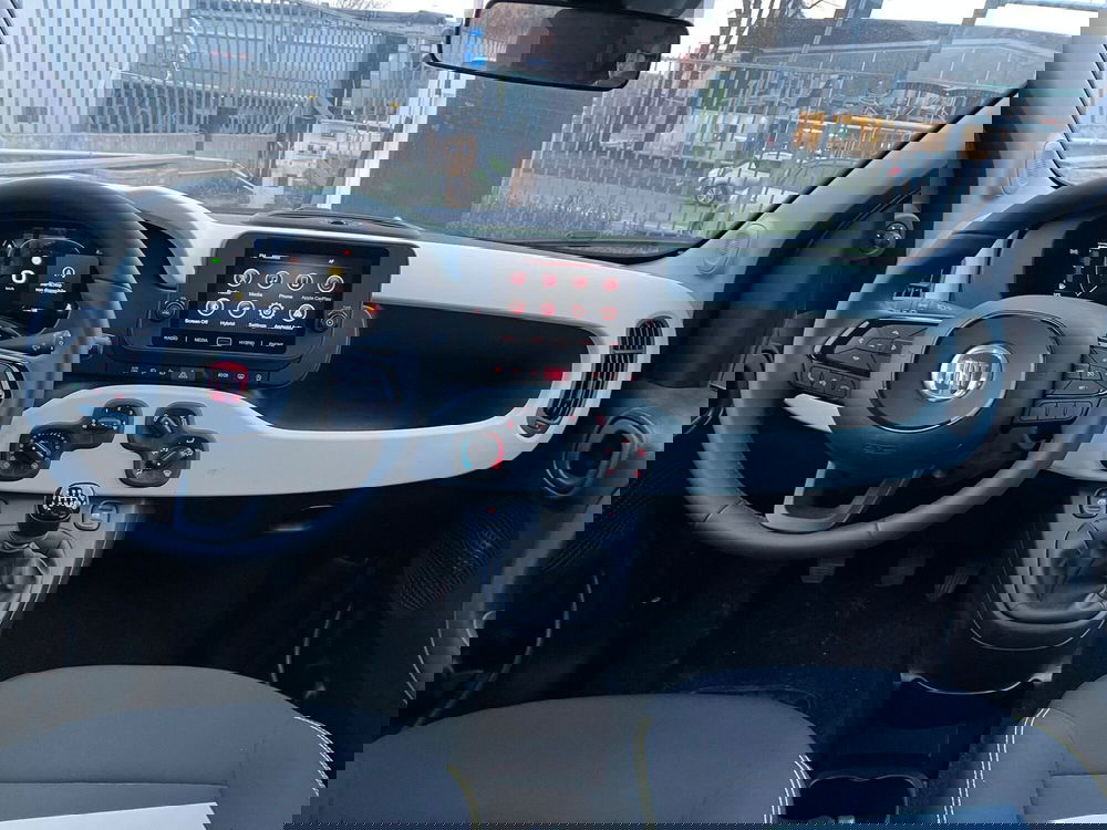 Fiat Panda Cross usata a Milano (17)