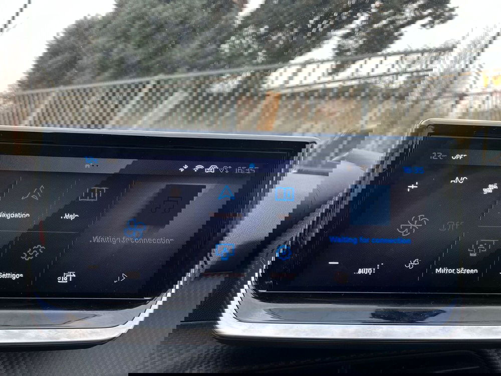 Peugeot 208 usata a Milano (18)