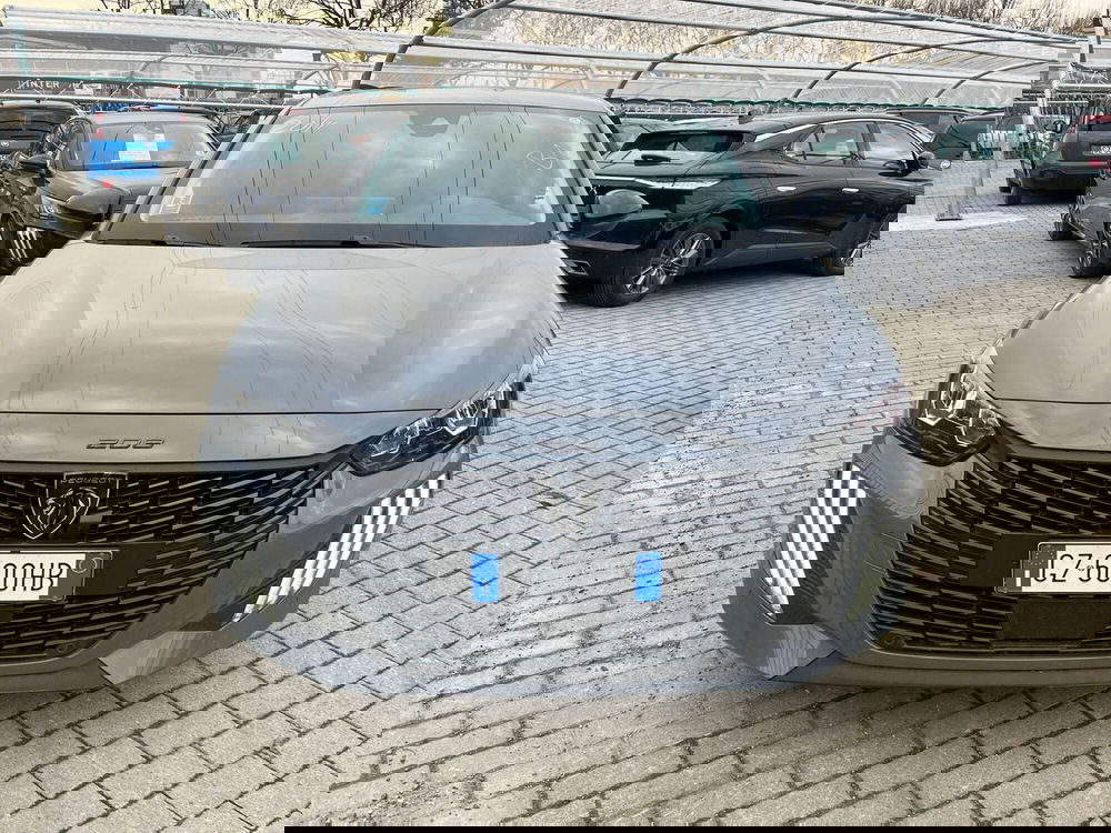 Peugeot 208 usata a Milano (2)