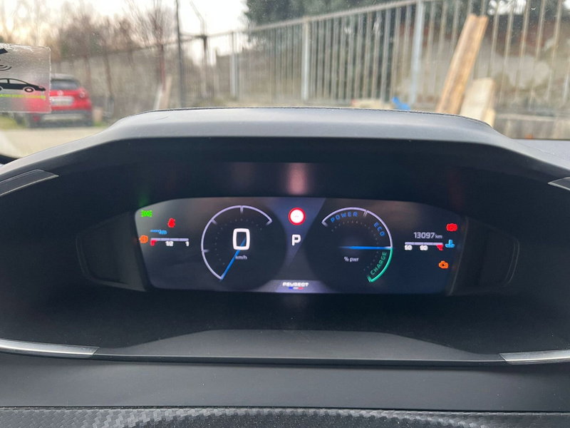 Peugeot 208 usata a Milano (20)