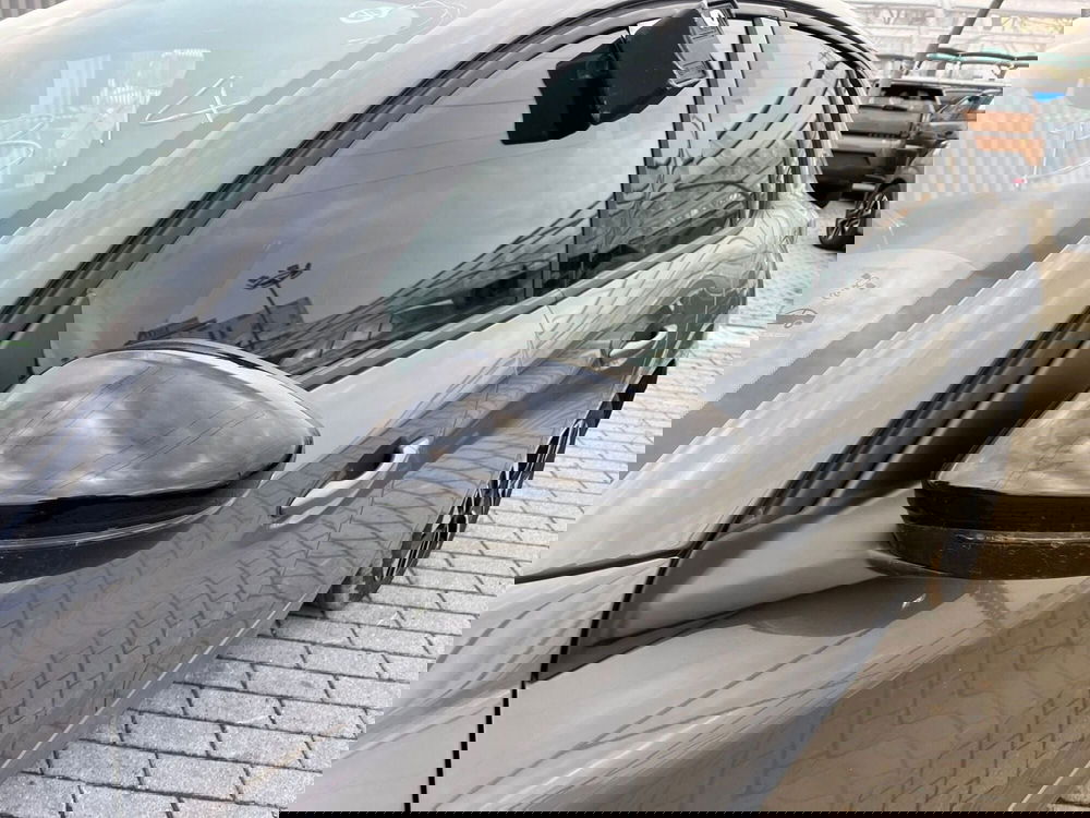 Peugeot 208 usata a Milano (4)