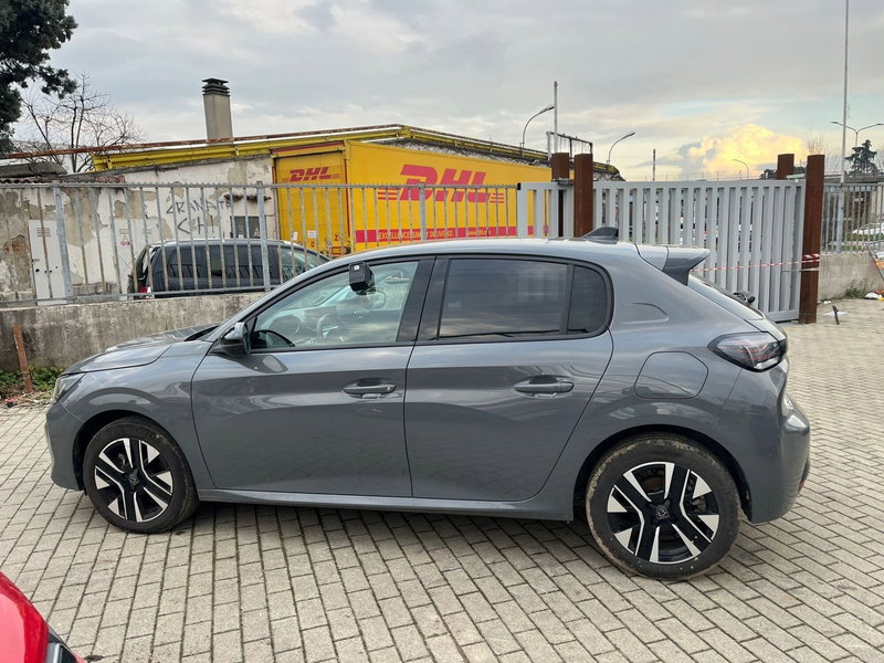 Peugeot 208 usata a Milano (5)