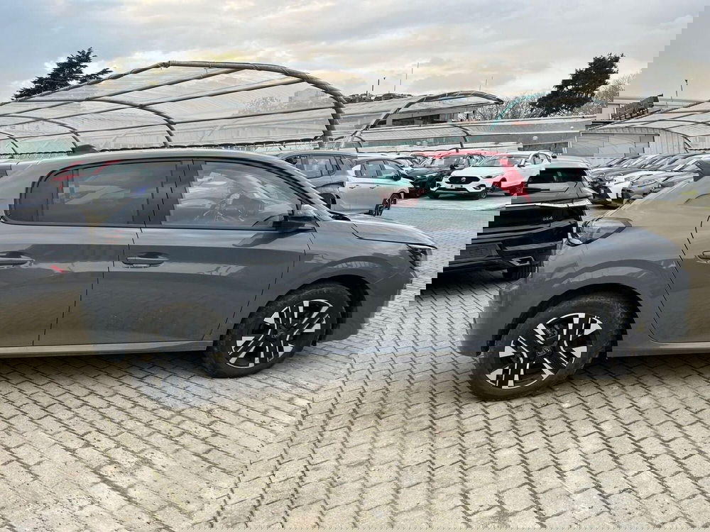 Peugeot 208 usata a Milano (6)