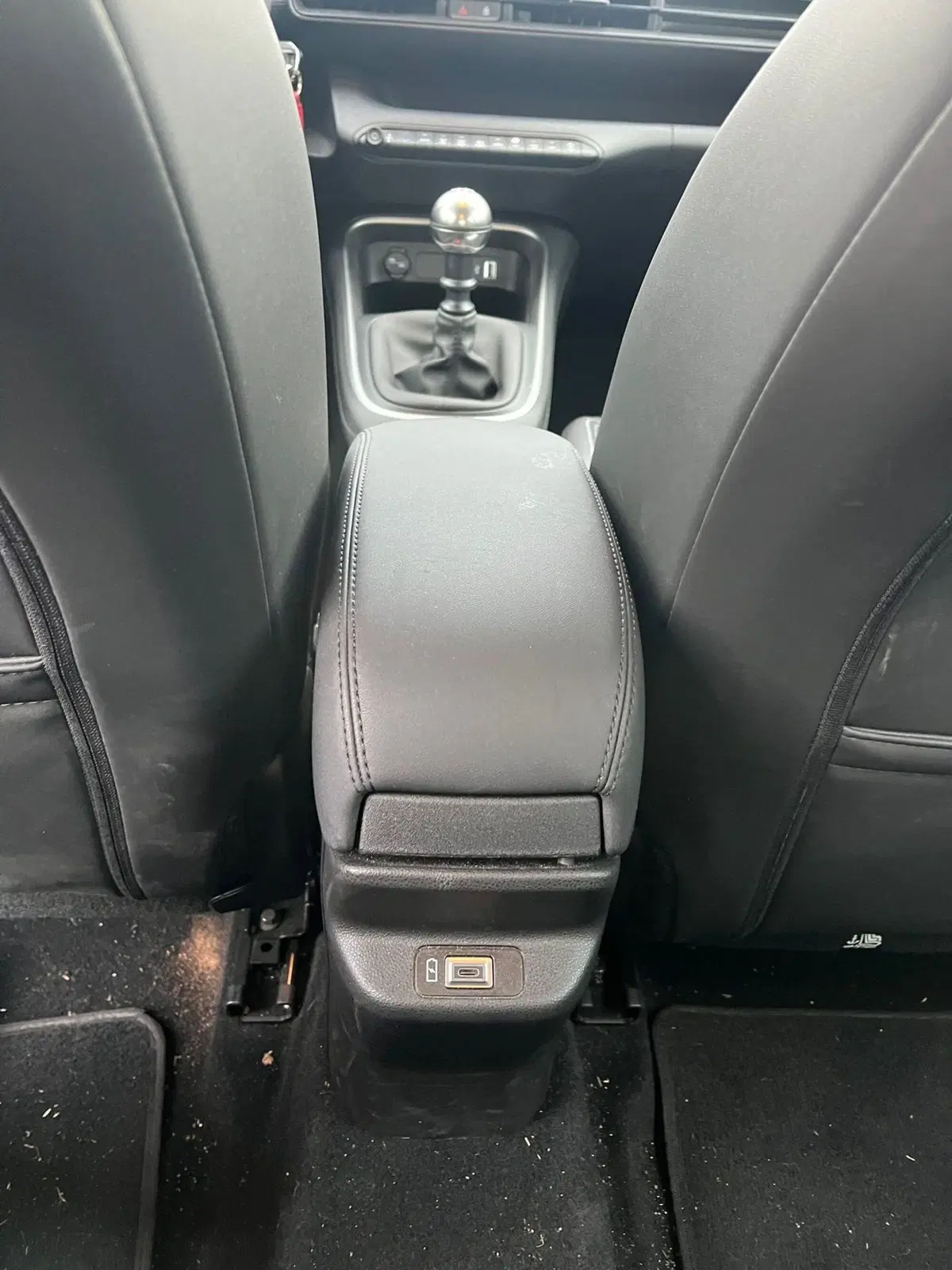 Jeep Avenger usata a Milano (20)