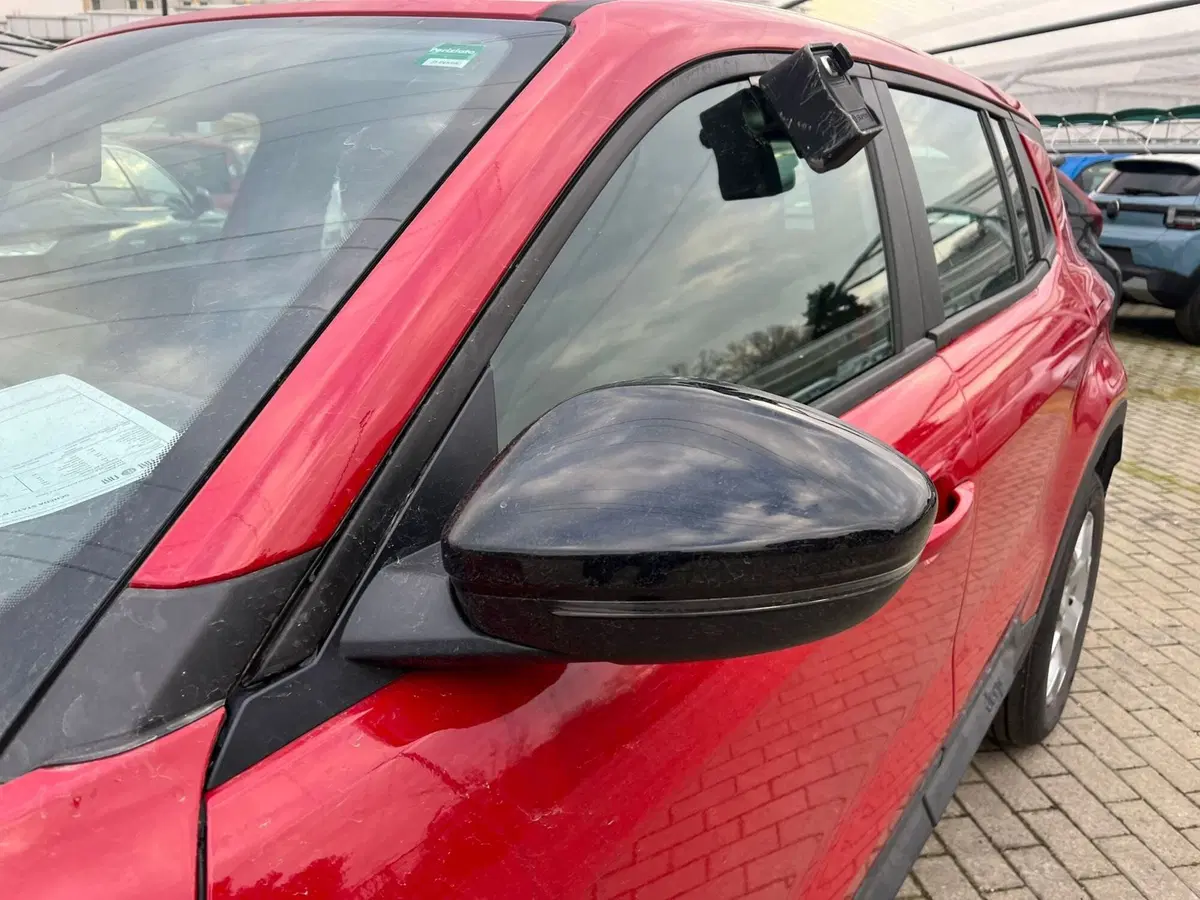 Jeep Avenger usata a Milano (4)