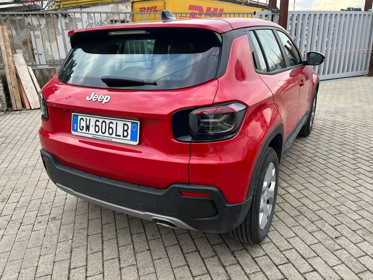 Jeep Avenger usata a Milano (9)