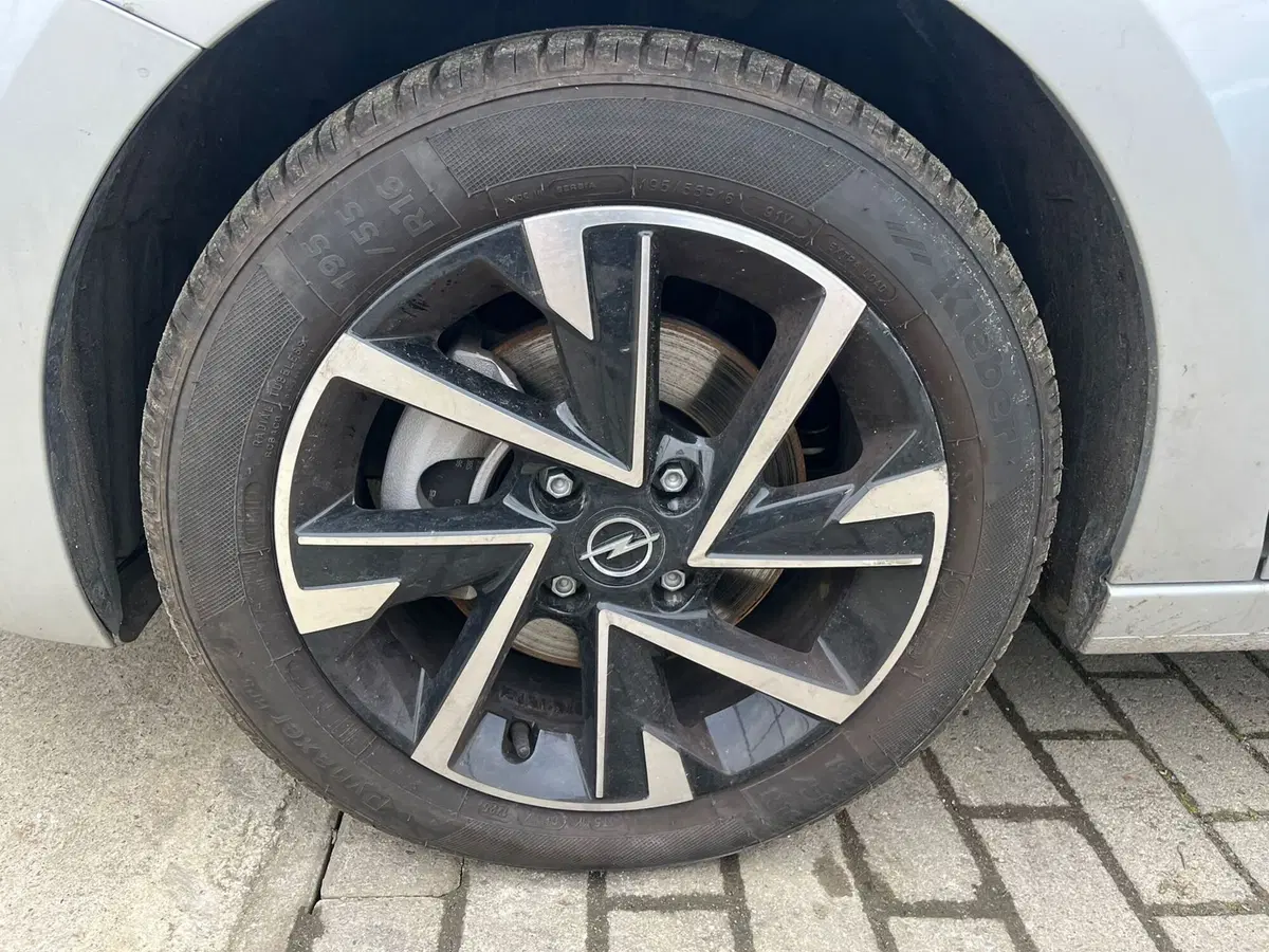 Opel Corsa usata a Milano (7)
