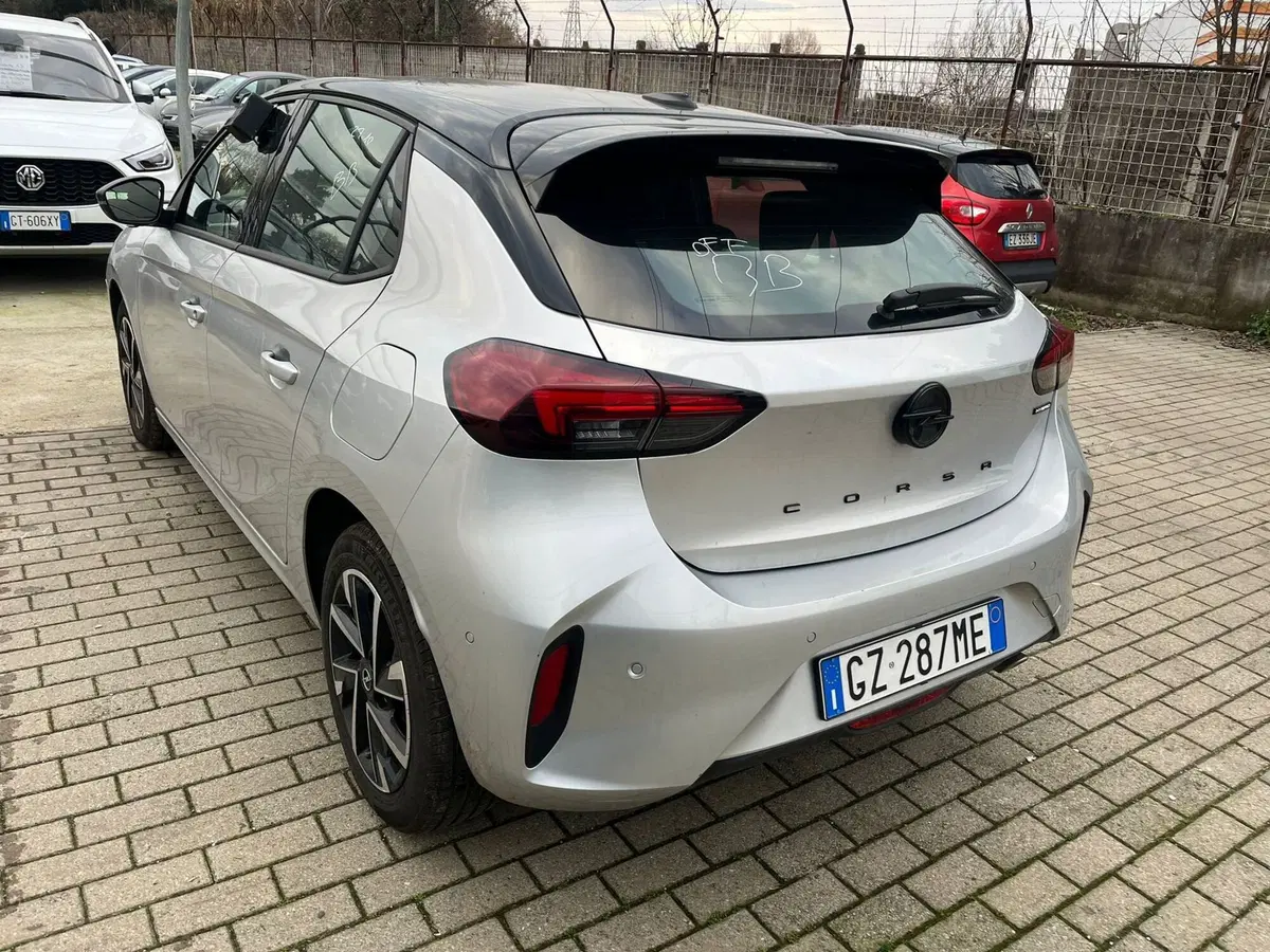 Opel Corsa usata a Milano (8)