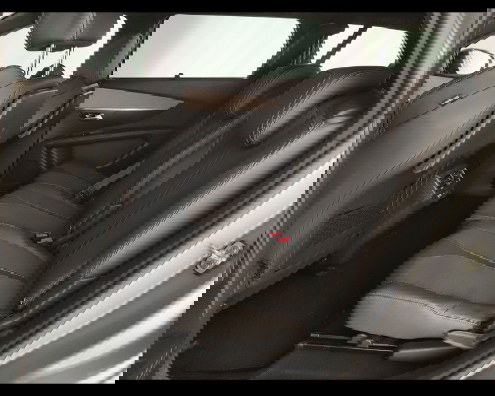 Peugeot 5008 usata a Caserta (19)