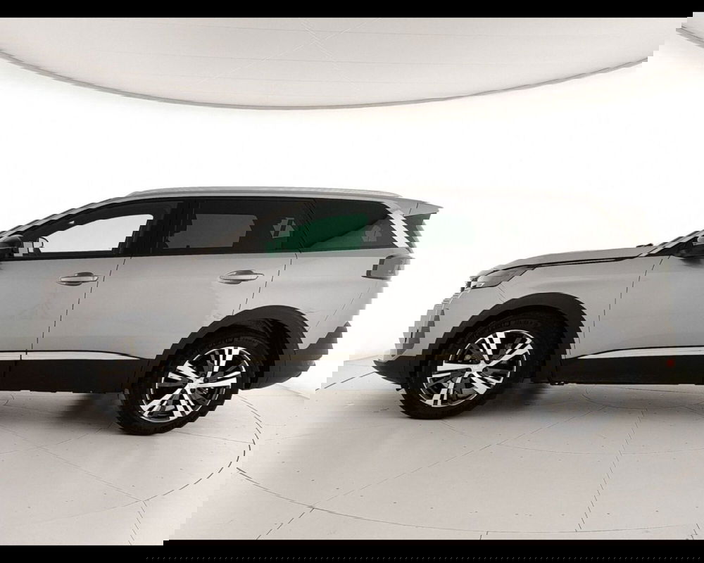 Peugeot 5008 usata a Caserta (4)