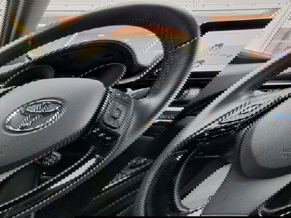 Toyota Toyota C-HR usata a Cagliari (14)