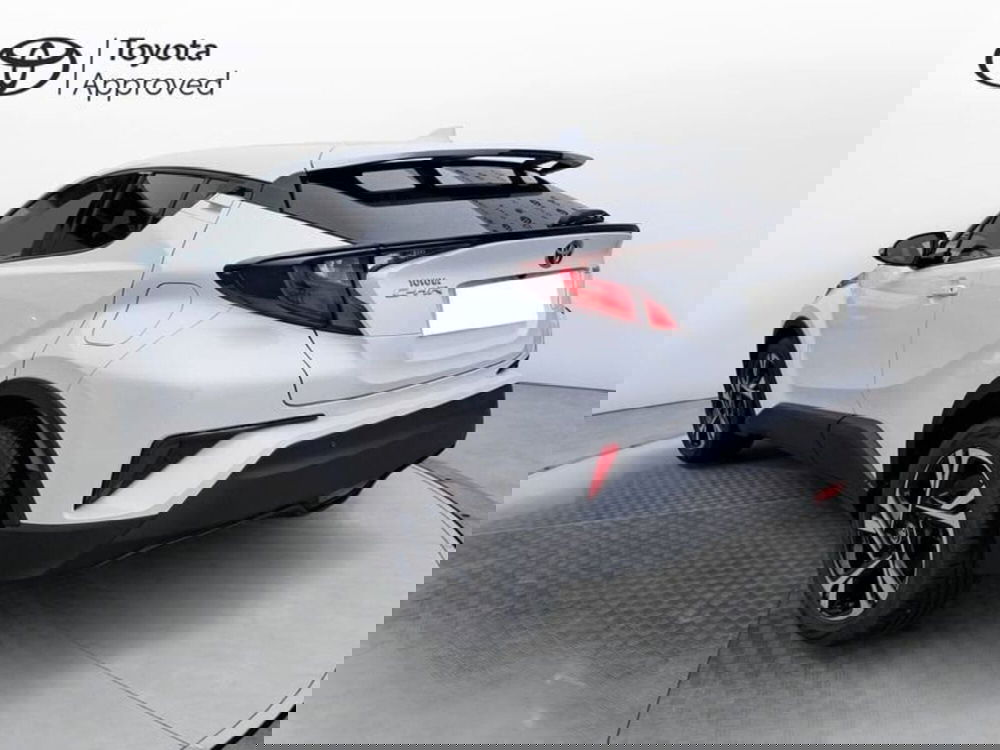 Toyota Toyota C-HR usata a Cagliari (8)
