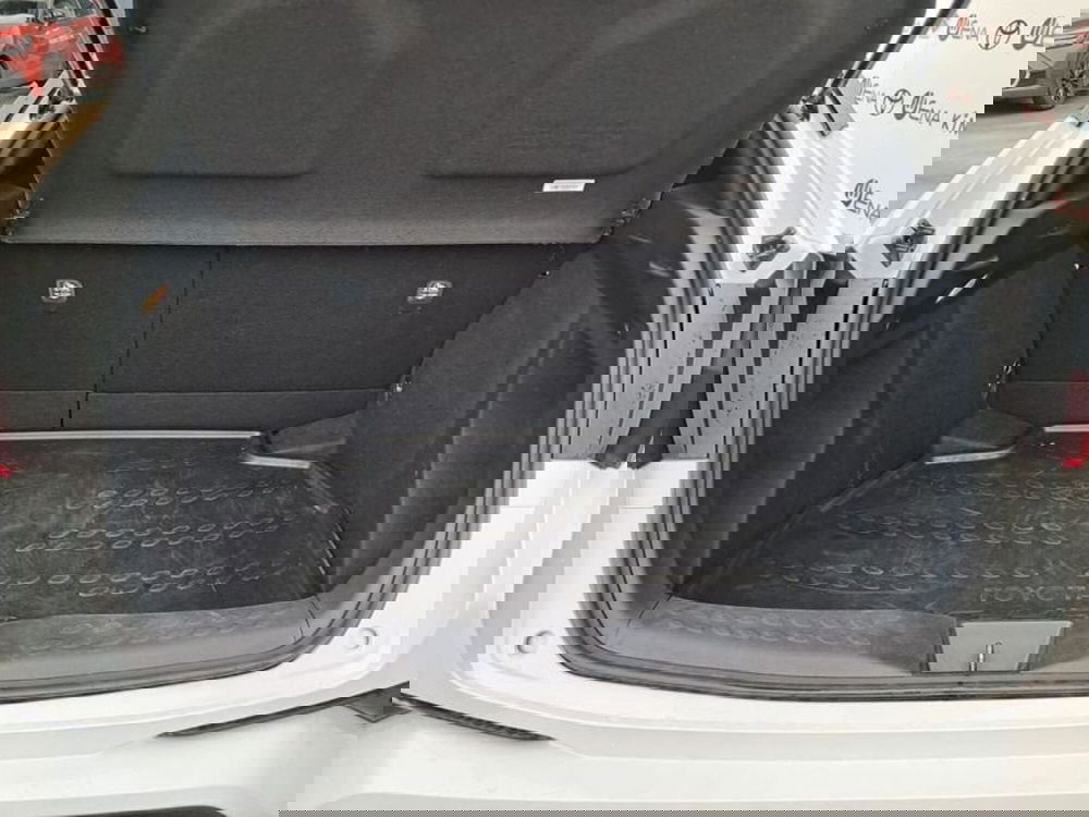 Toyota Toyota C-HR usata a Cagliari (9)