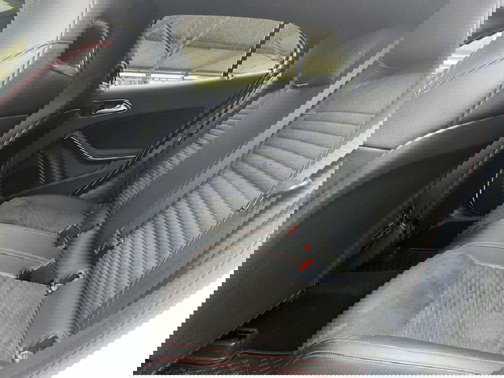 Mercedes-Benz GLA SUV usata a Alessandria (13)