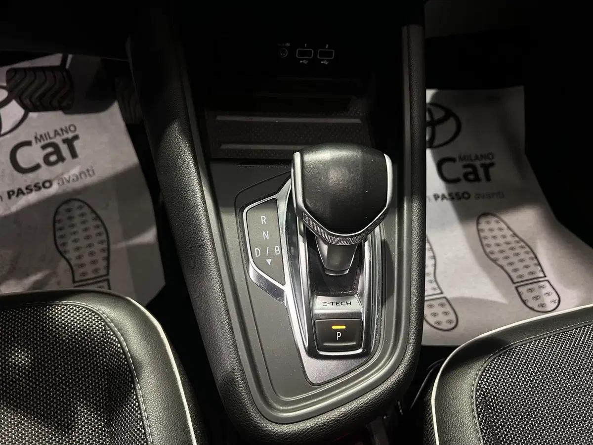 Renault Captur usata a Milano (15)