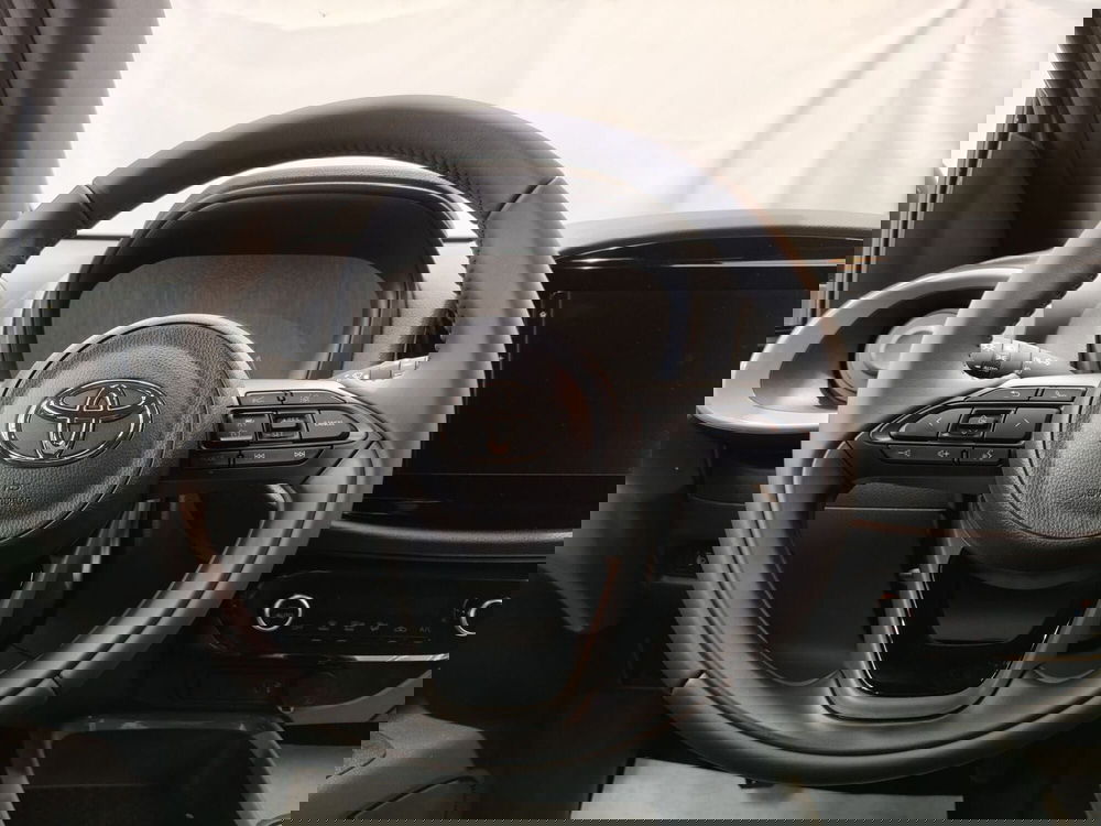 Toyota Aygo X nuova a Roma (10)