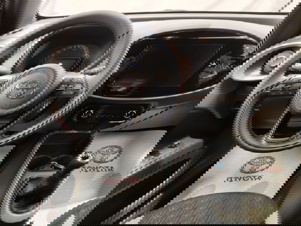 Toyota Aygo X nuova a Roma (9)