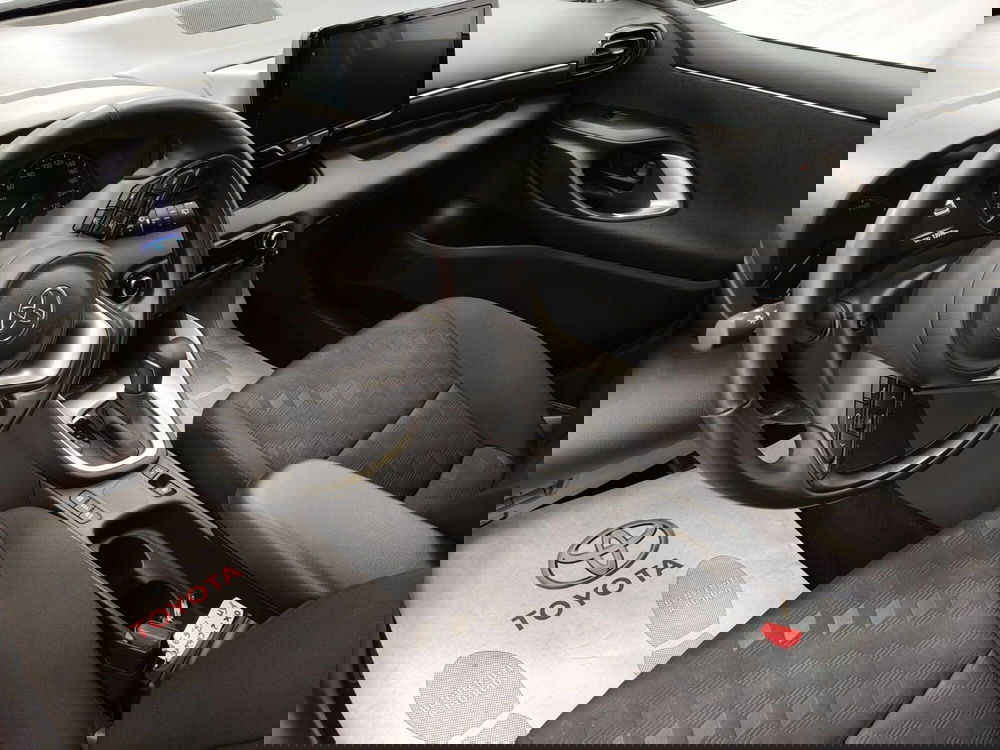 Toyota Yaris usata a Roma (11)