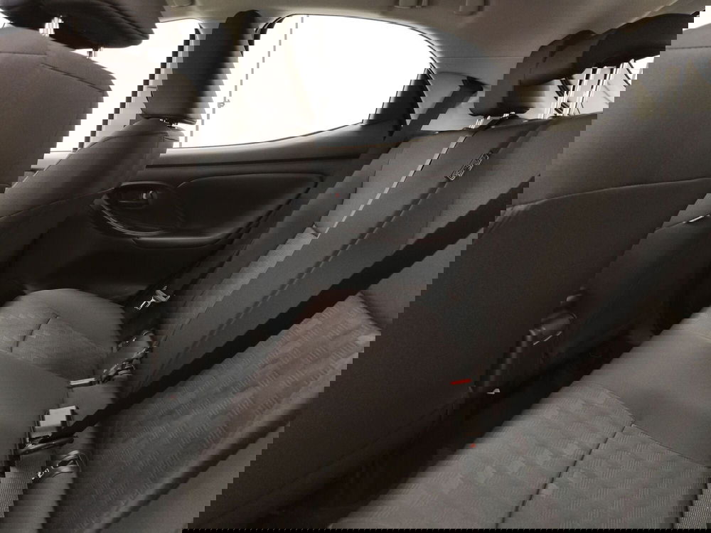 Toyota Yaris usata a Roma (14)
