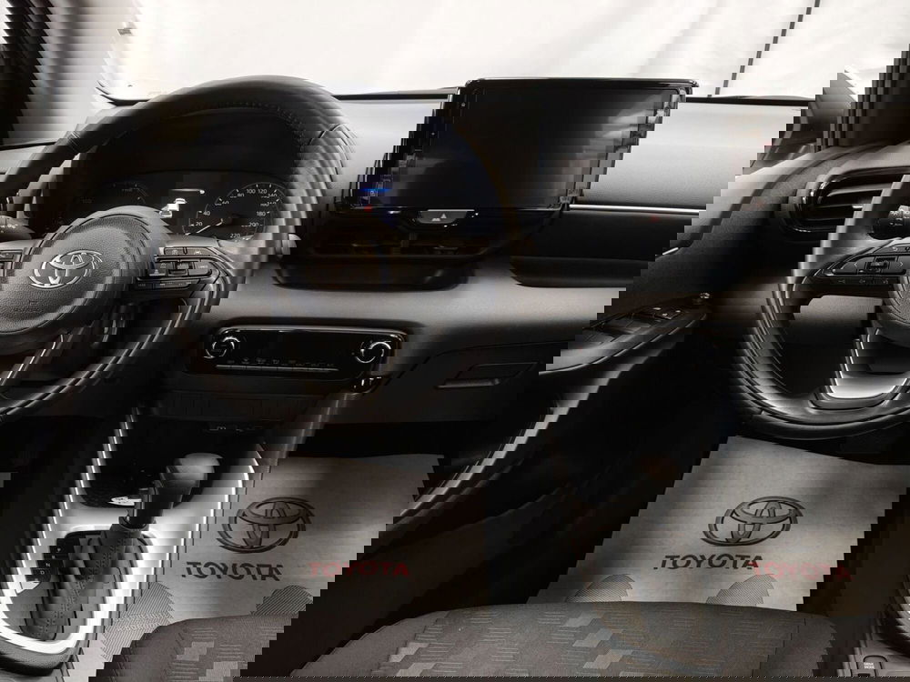 Toyota Yaris usata a Roma (9)