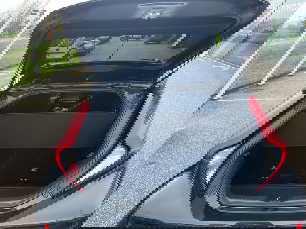 Toyota Aygo X usata a Bologna (16)