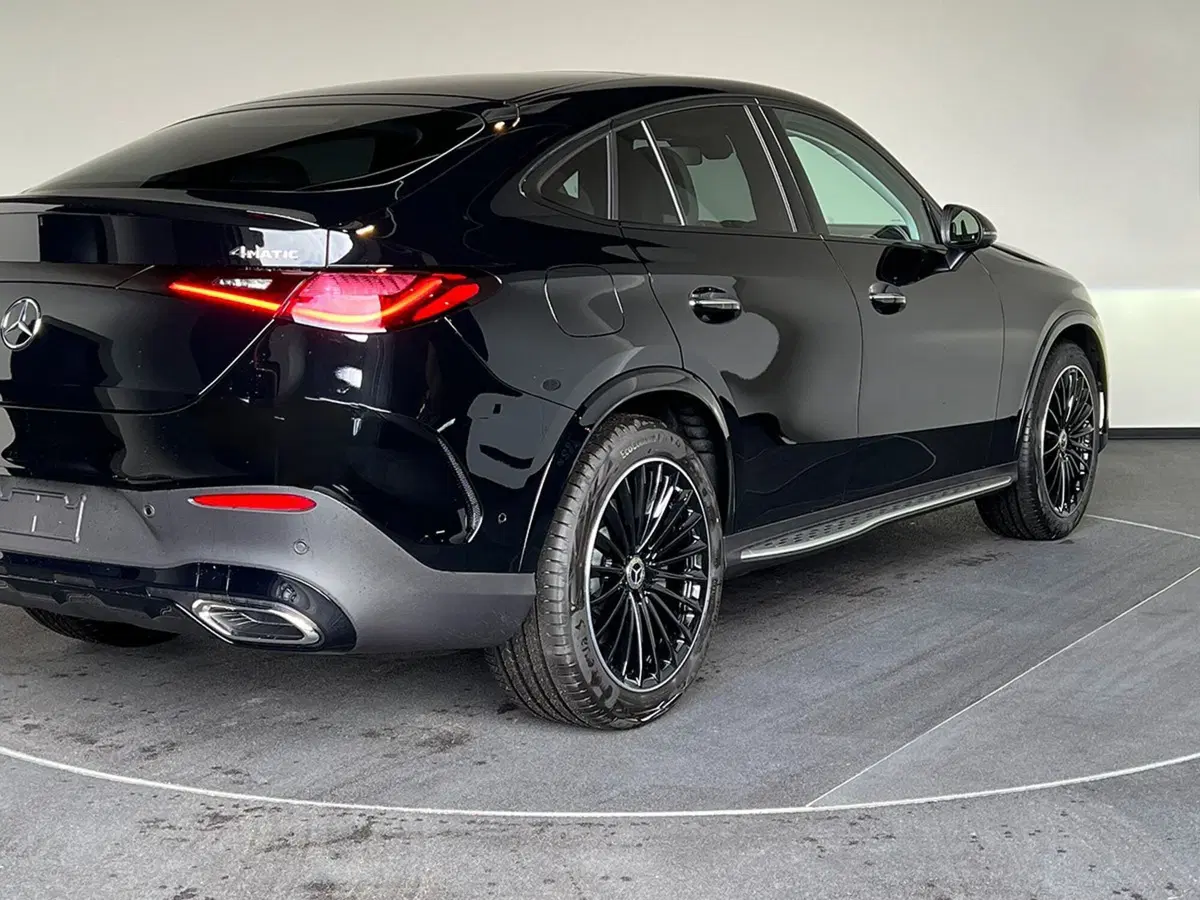 Mercedes-Benz GLC Coupé nuova a Bergamo (7)