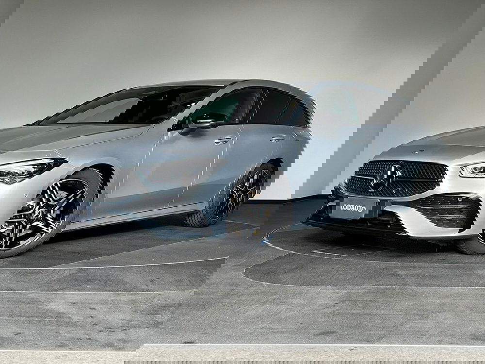 Mercedes-Benz CLA Shooting Brake nuova a Bergamo (2)