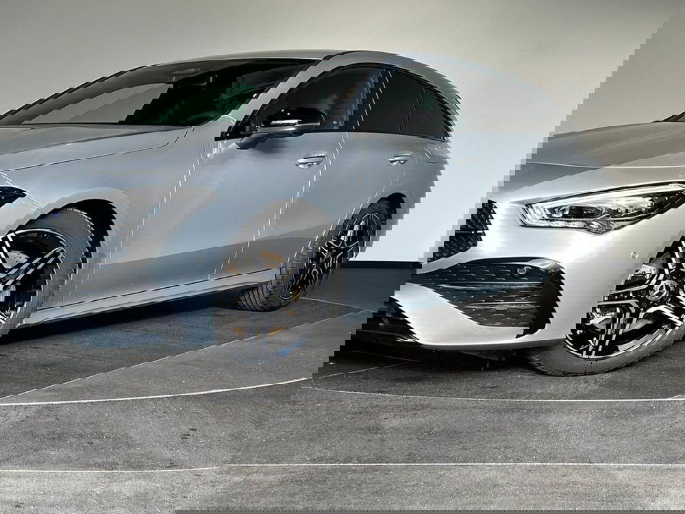 Mercedes-Benz CLA Shooting Brake nuova a Bergamo (3)