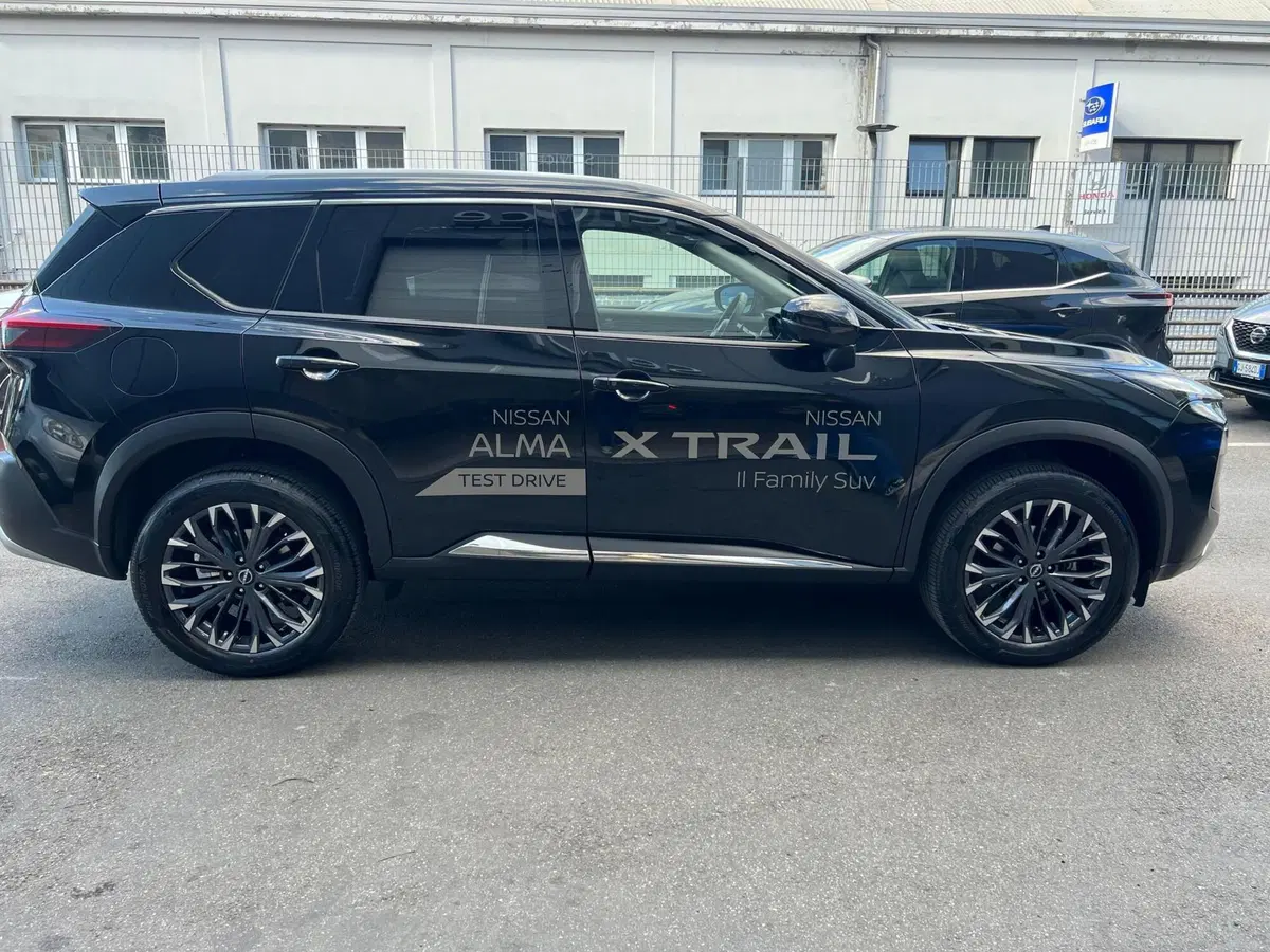 Nissan X-Trail usata a Bologna (18)