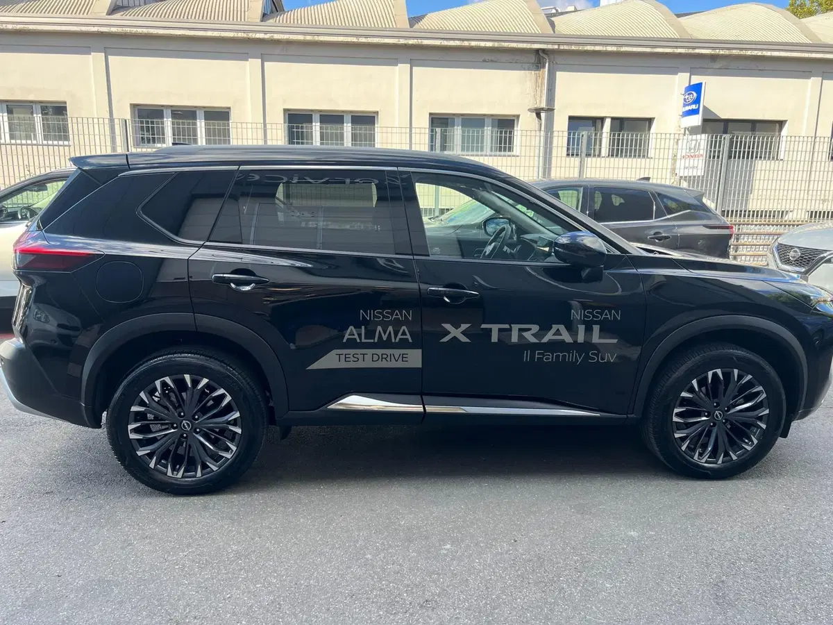 Nissan X-Trail usata a Bologna (3)