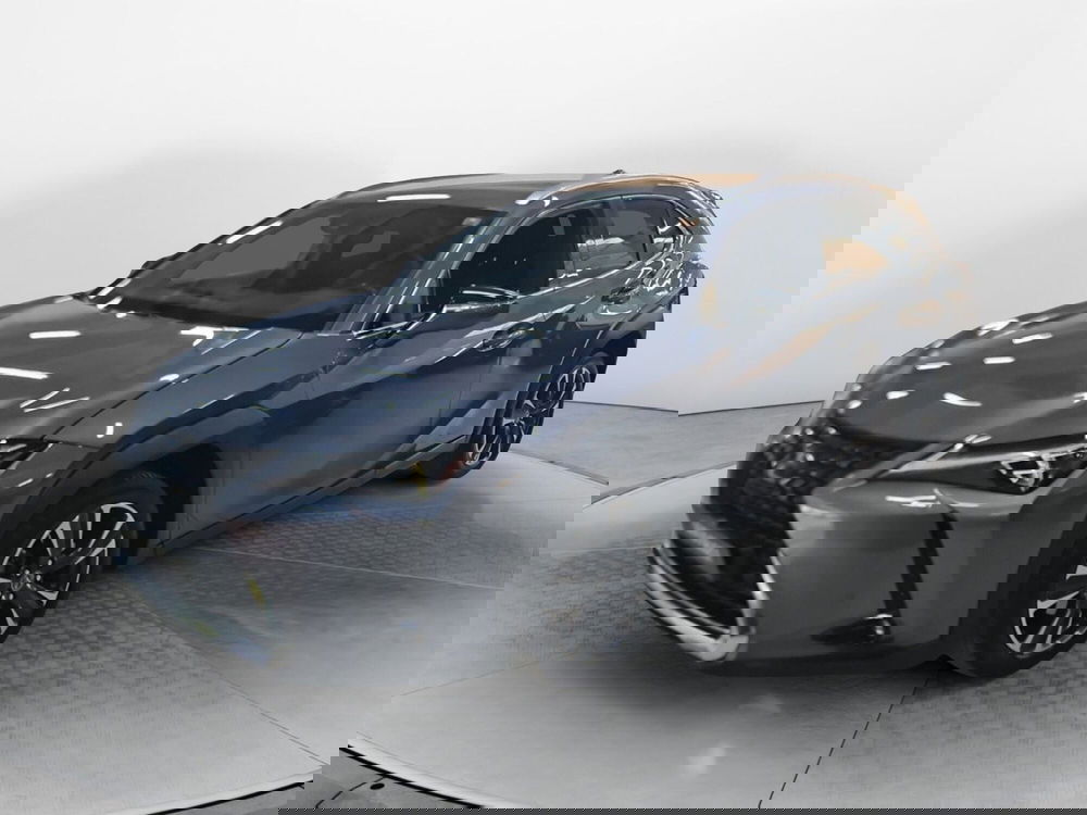 Lexus UX usata a Bologna