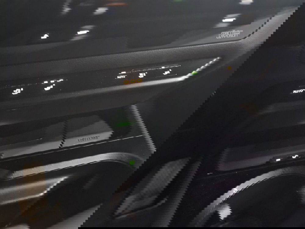 Lexus UX usata a Bologna (14)