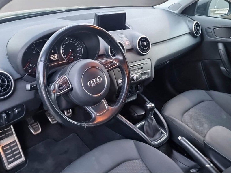 Audi A1 Sportback usata a Pisa (13)