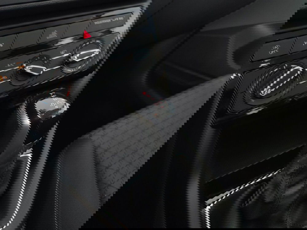 Volkswagen T-Cross usata a Palermo (13)