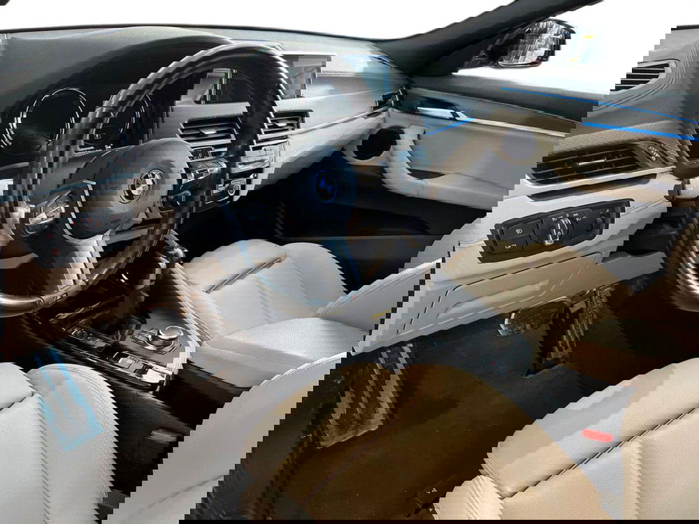 BMW X2 usata a Taranto (10)