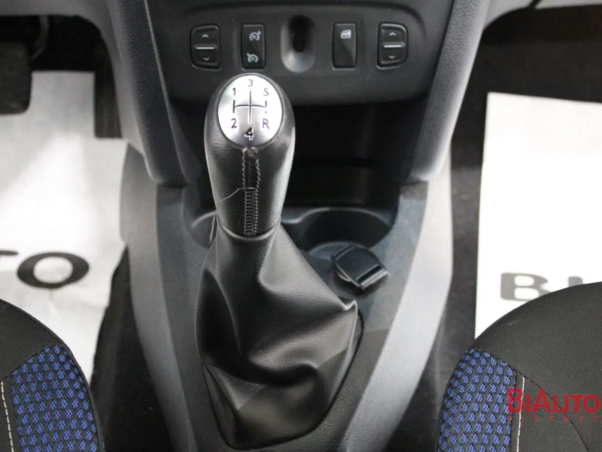 Dacia Sandero usata a Firenze (16)