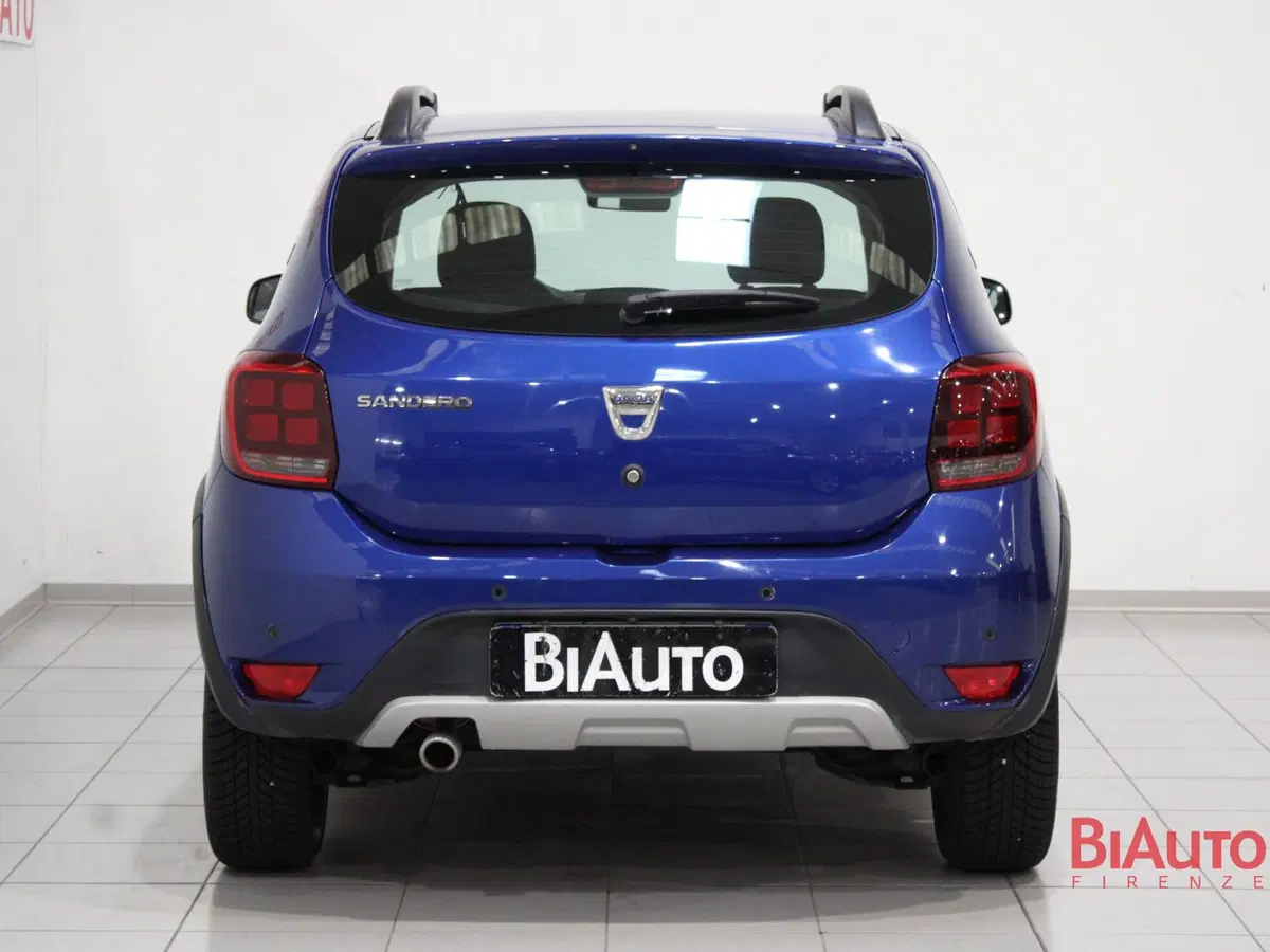 Dacia Sandero usata a Firenze (4)